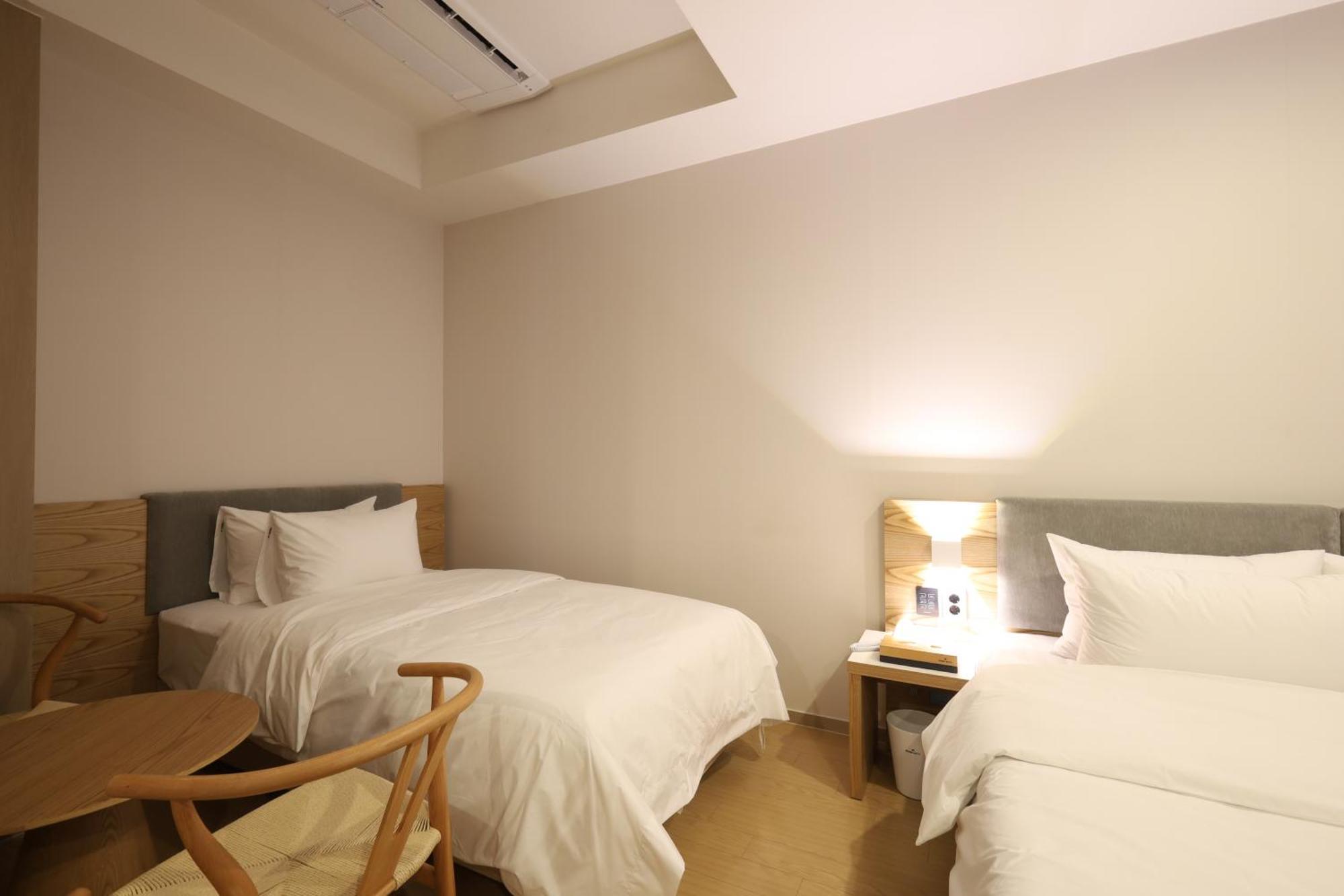 Hound Hotel Changwon Exterior foto