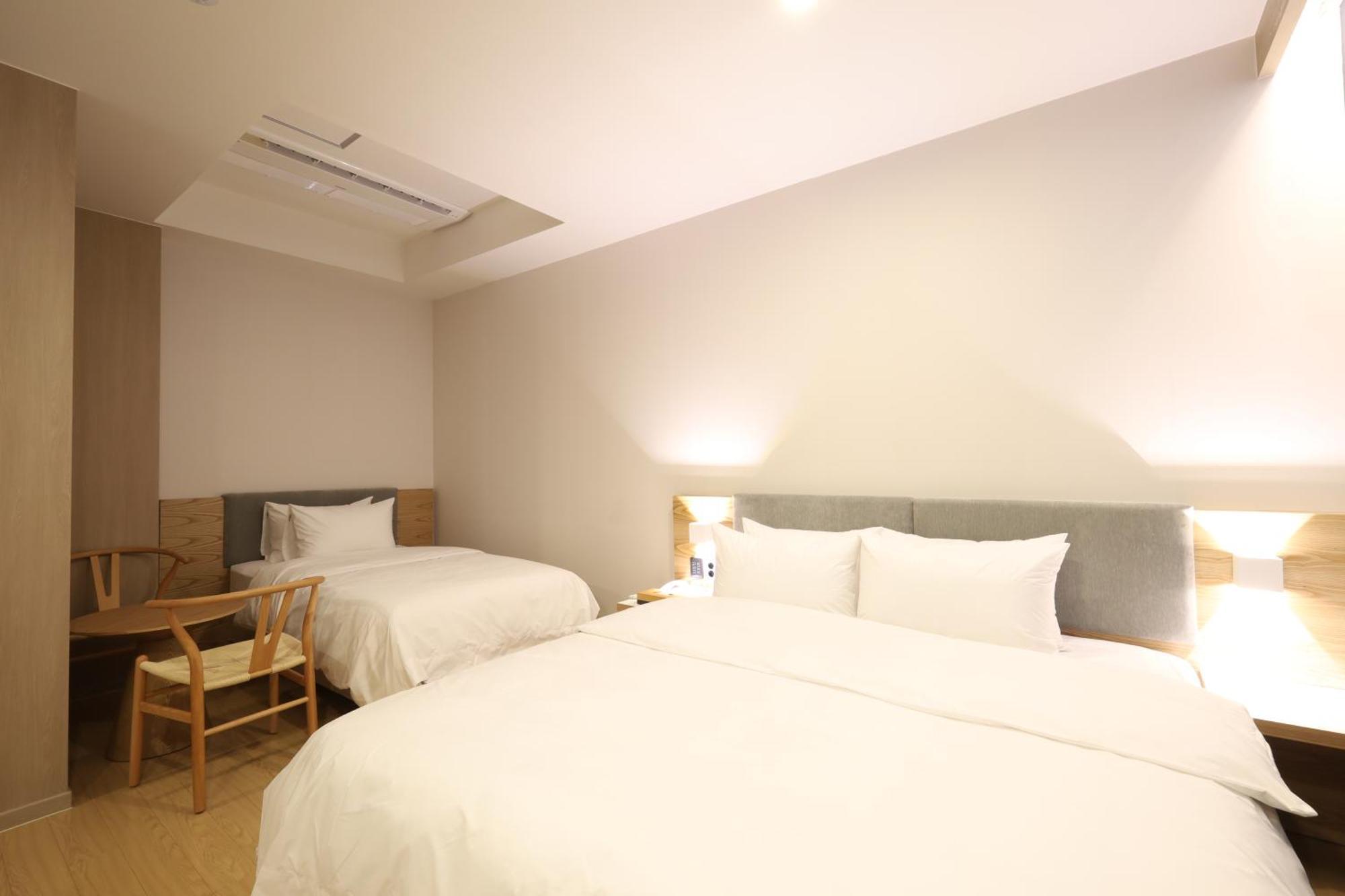 Hound Hotel Changwon Exterior foto
